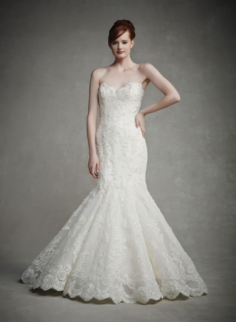 12 Best Lace Wedding Dresses in 2024 - Royal Wedding
