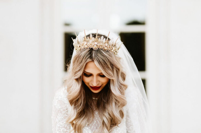 15 best bridal hair accessory trends for 2019 - royal wedding