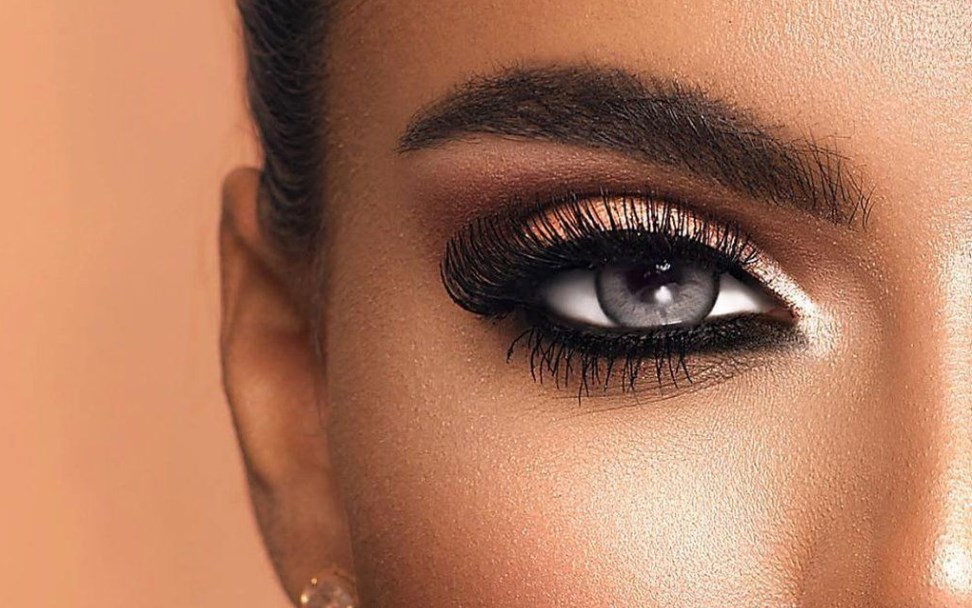 Getting Beautiful Greyish Eyes with Grey Contact Lenses Royal Wedding