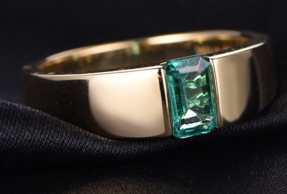 Why Men Should Consider Having an Emerald Wedding Band Royal Wedding