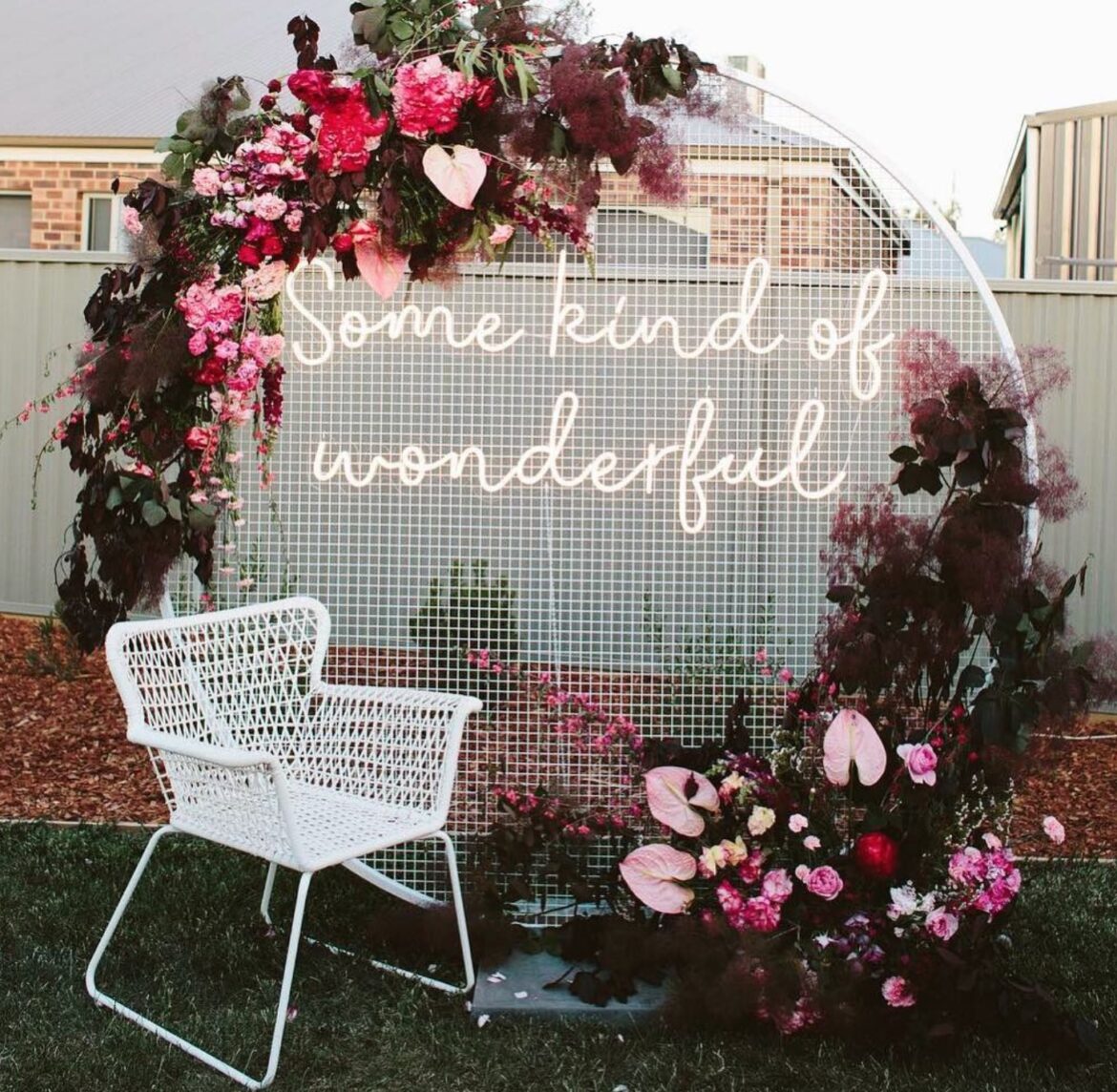 How to Use Neon Signs to Light Up Your Wedding Reception Royal Wedding